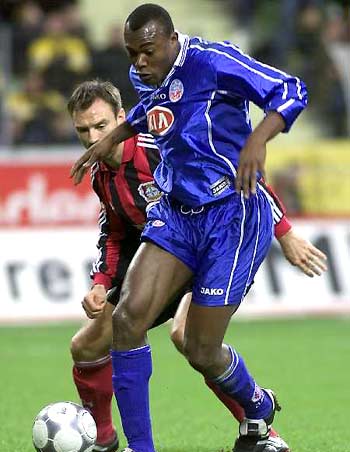 正稳步走向 正稳步走向